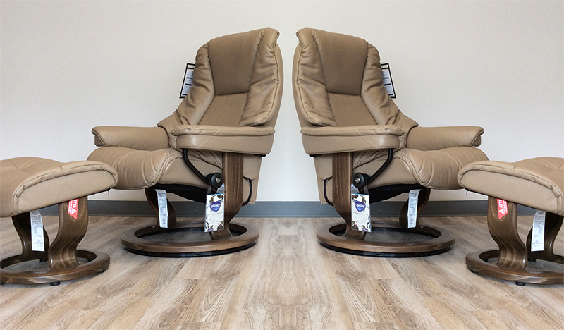 Stressless Live Paloma Funghi Leather Recliner and Ottoman